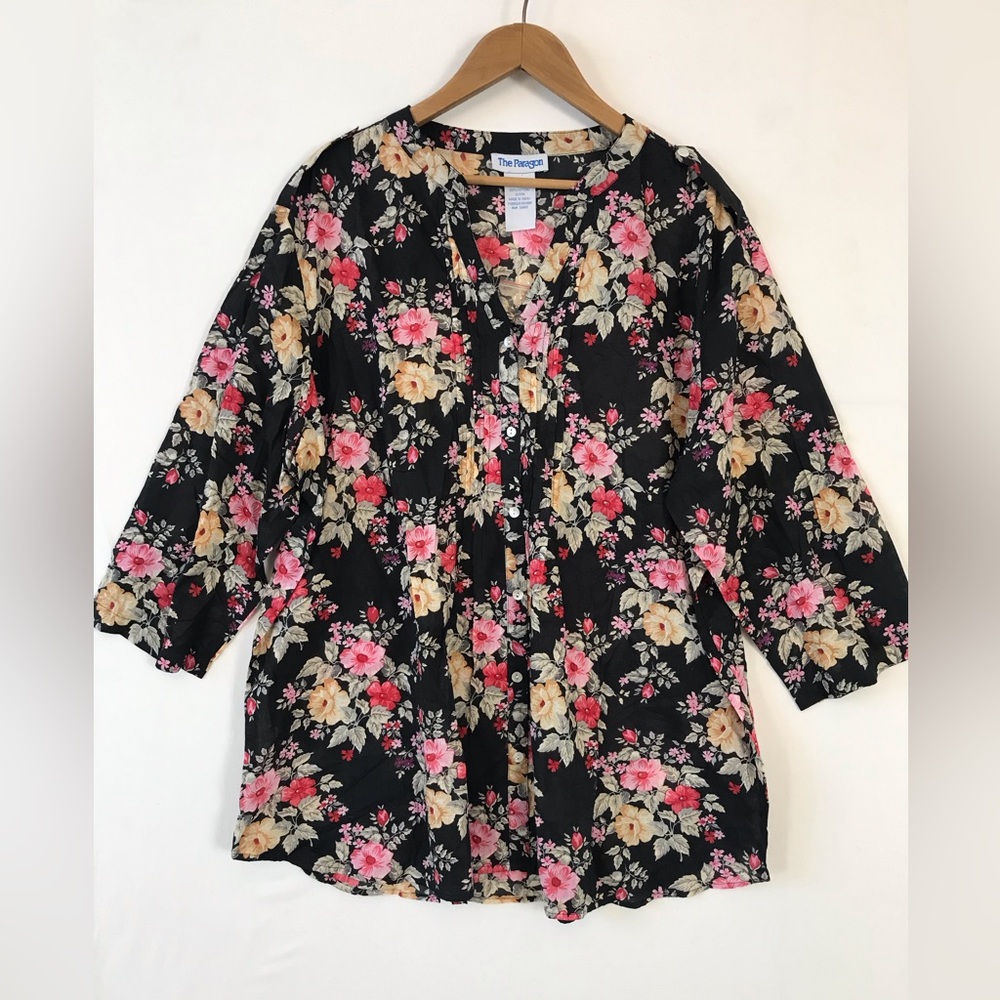 NWOT the Paragon Plus Floral Pintuck Button Up Blouse Dark Black Split Neck 3X